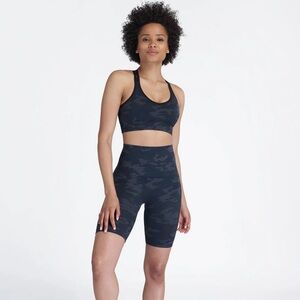 Spanx Look At Me Now Camo Athletic SET